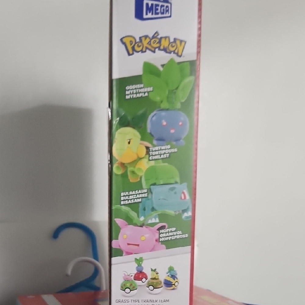 Pokemon Mega Building Set - Red, Green, Blue, Yellow - Picture 4 of 4